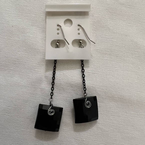 Earring bundle - Picture 4 of 7